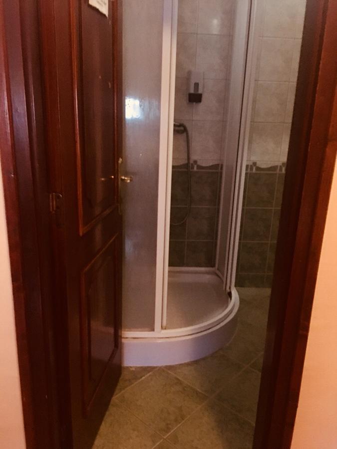Rozsakert Panzio Hotel Nyiregyhaza Luaran gambar