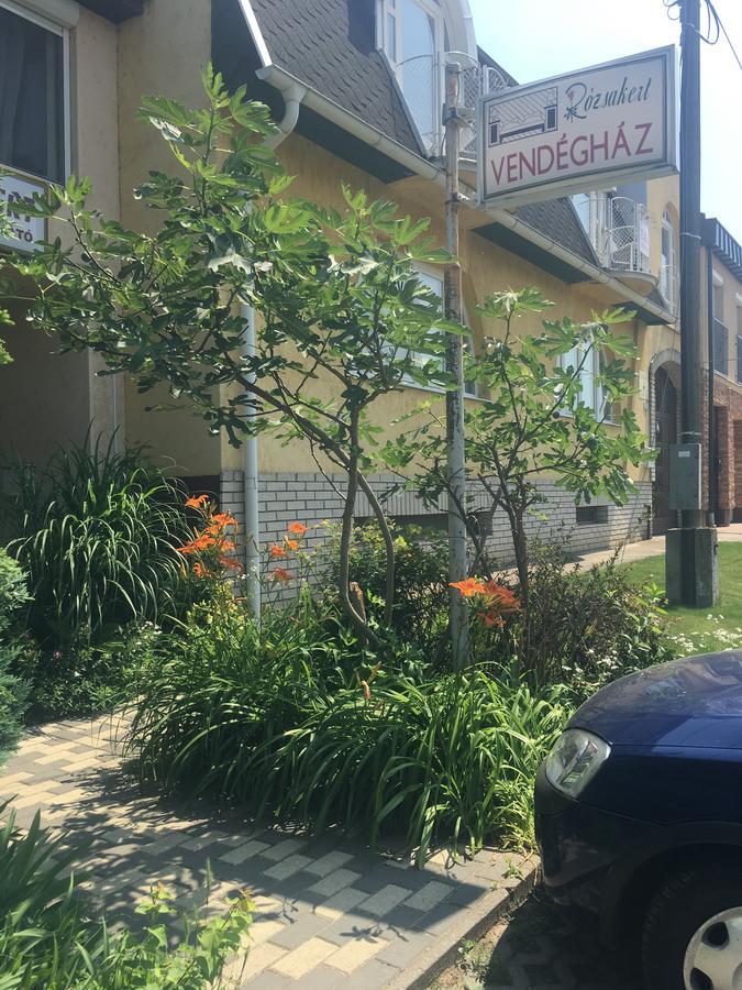 Rozsakert Panzio Hotel Nyiregyhaza Luaran gambar